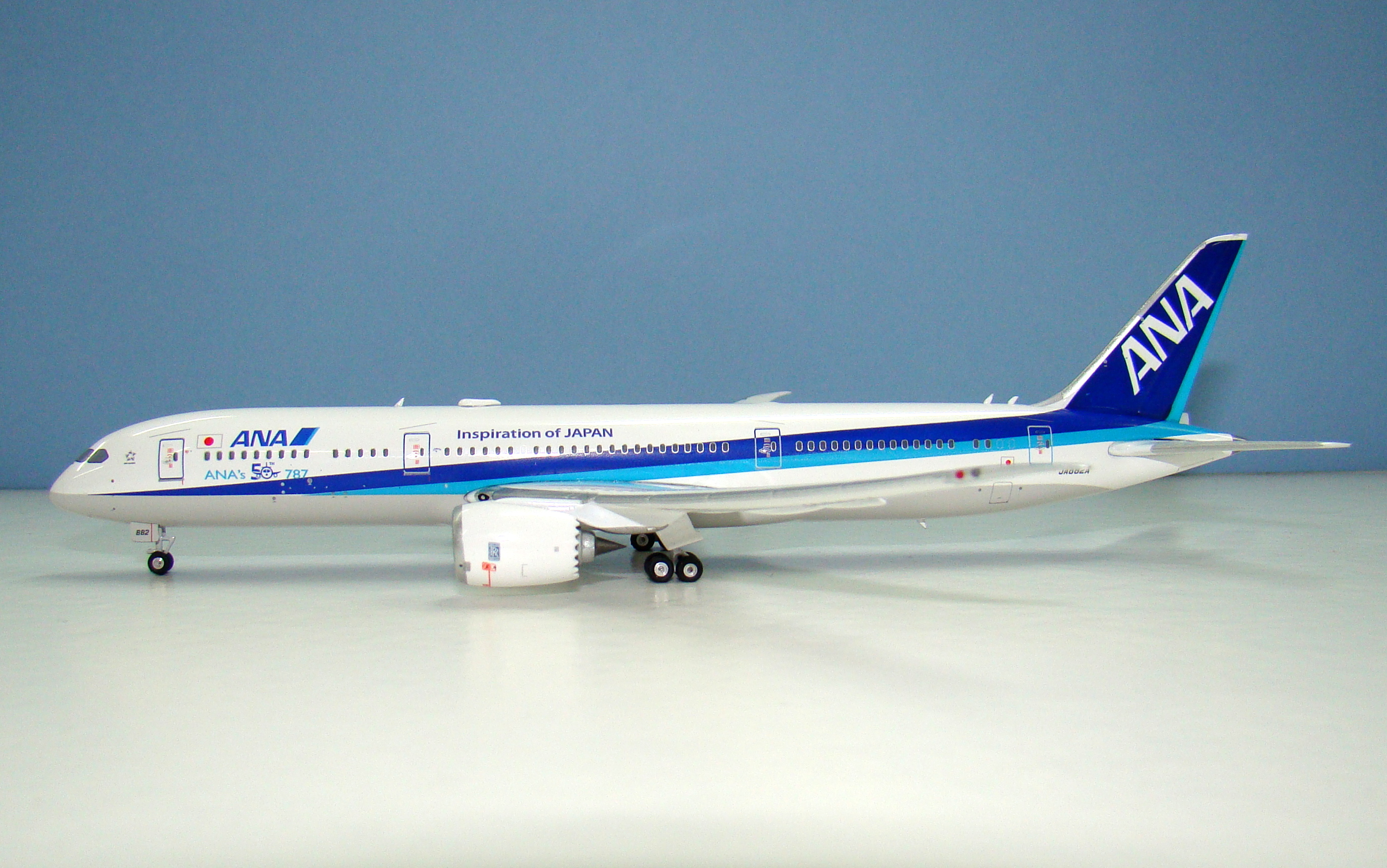 50 Up: All Nippon Boeing 787-9 JA882A by Phoenix – Model Airliner 