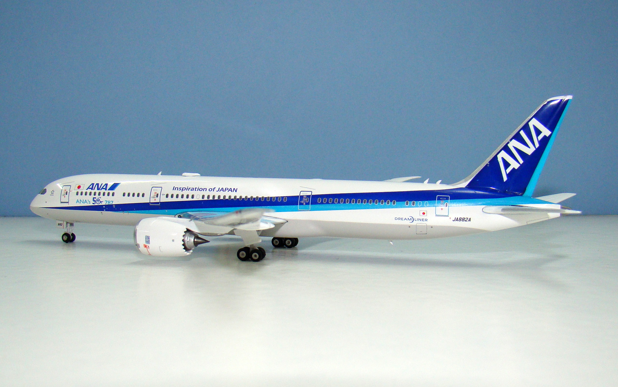 50 Up: All Nippon Boeing 787-9 JA882A by Phoenix – Model Airliner 